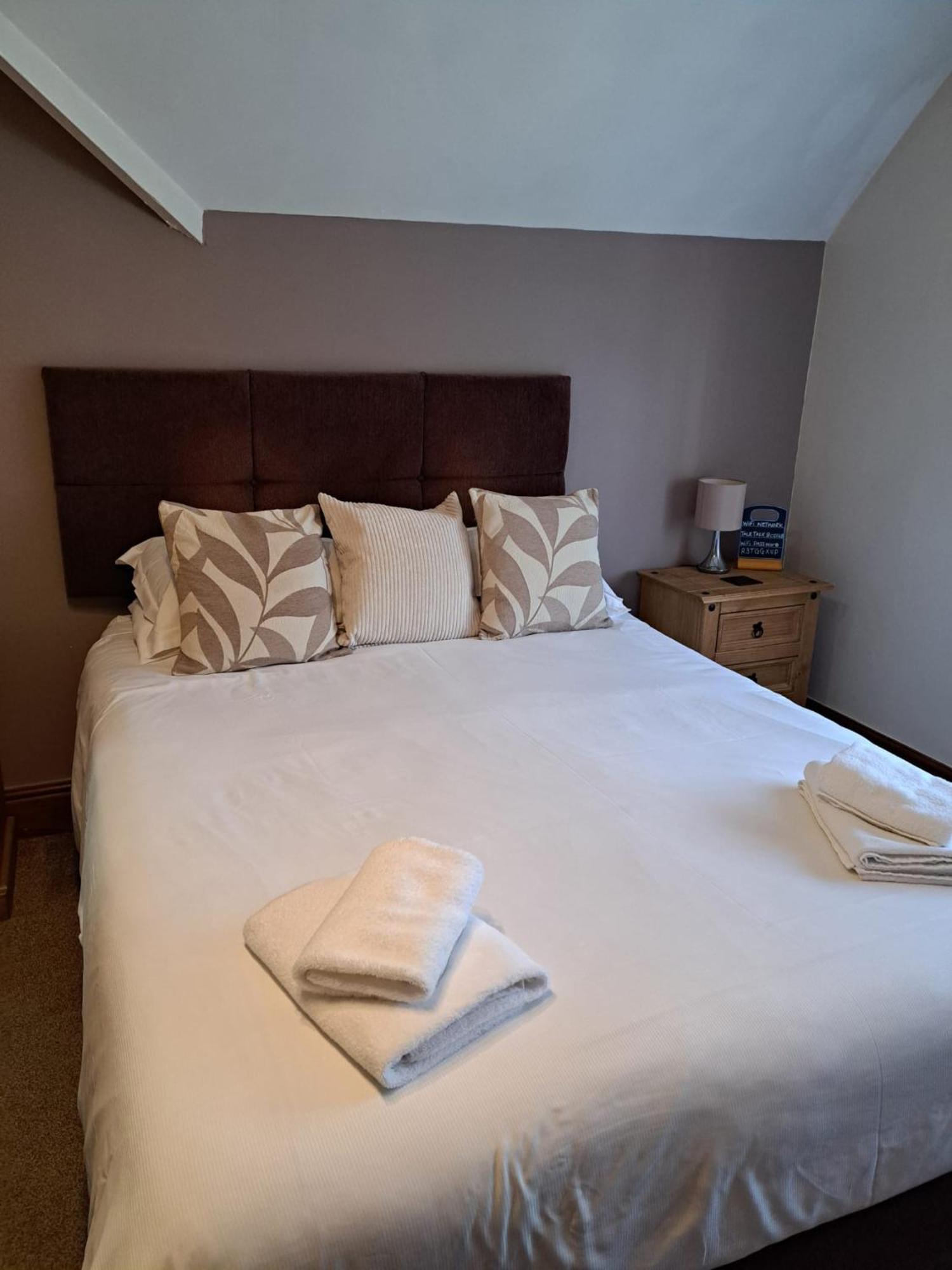 Rylstone Mere 3*