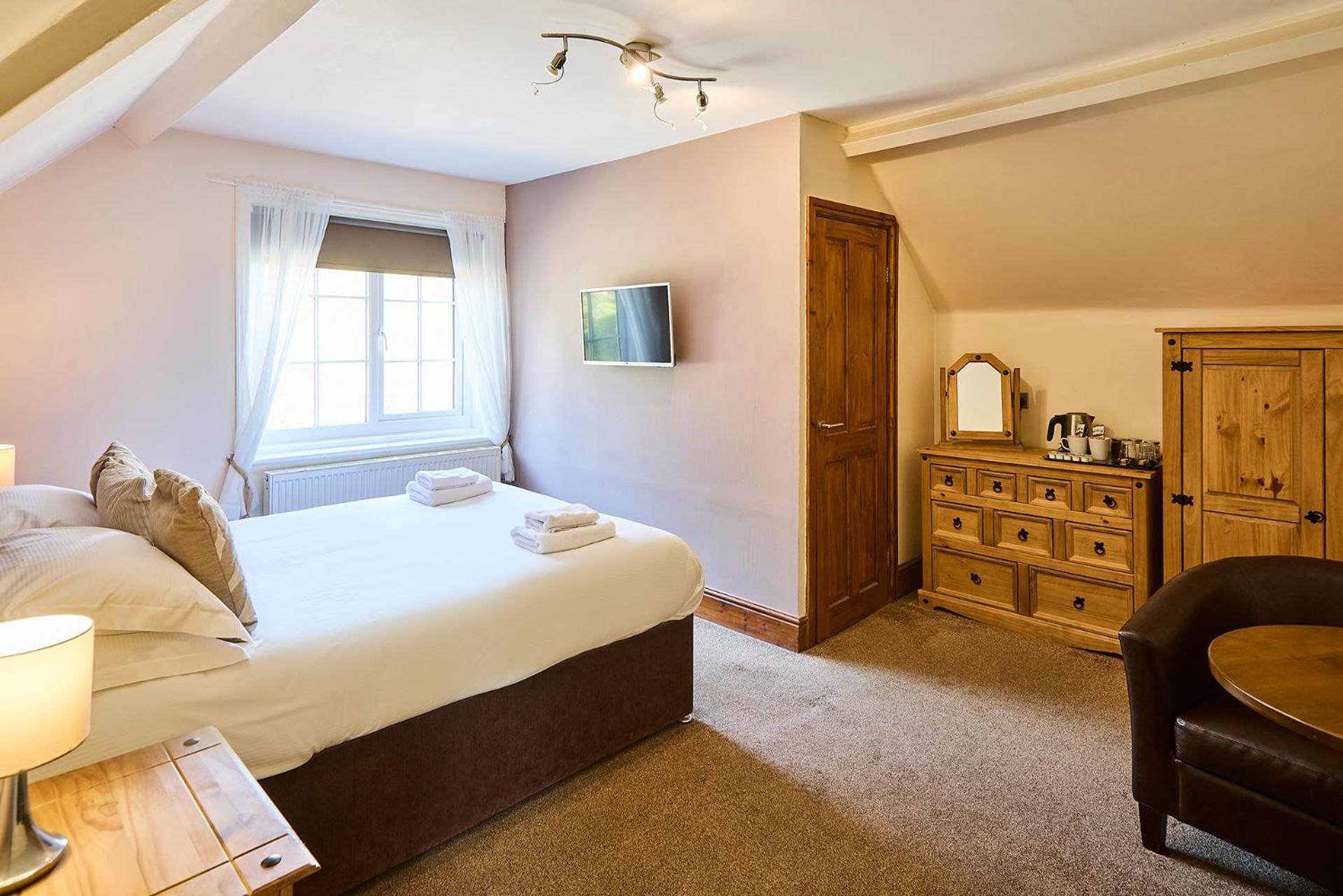 Rylstone Mere 3*